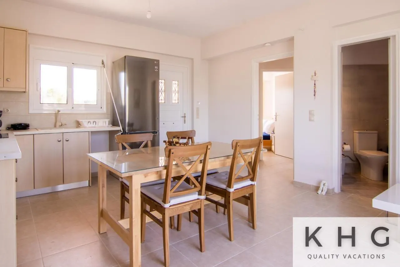 Red Sand Apartment 1 Min From Megas Lakos Beach! Lixouri